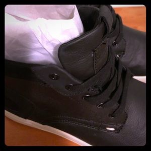 Steve Madden leather